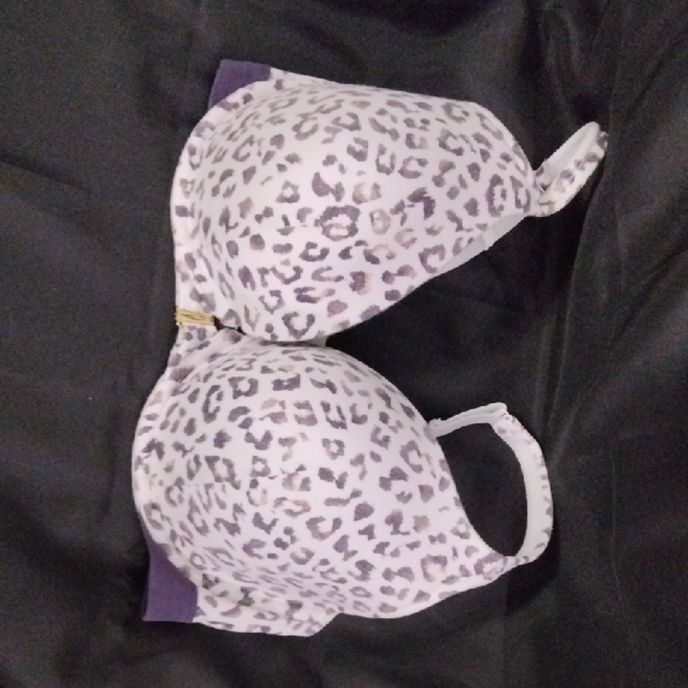 Cacique Front Close Leopard Print Push Up Bra